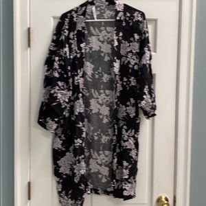 Floral pattern kimono